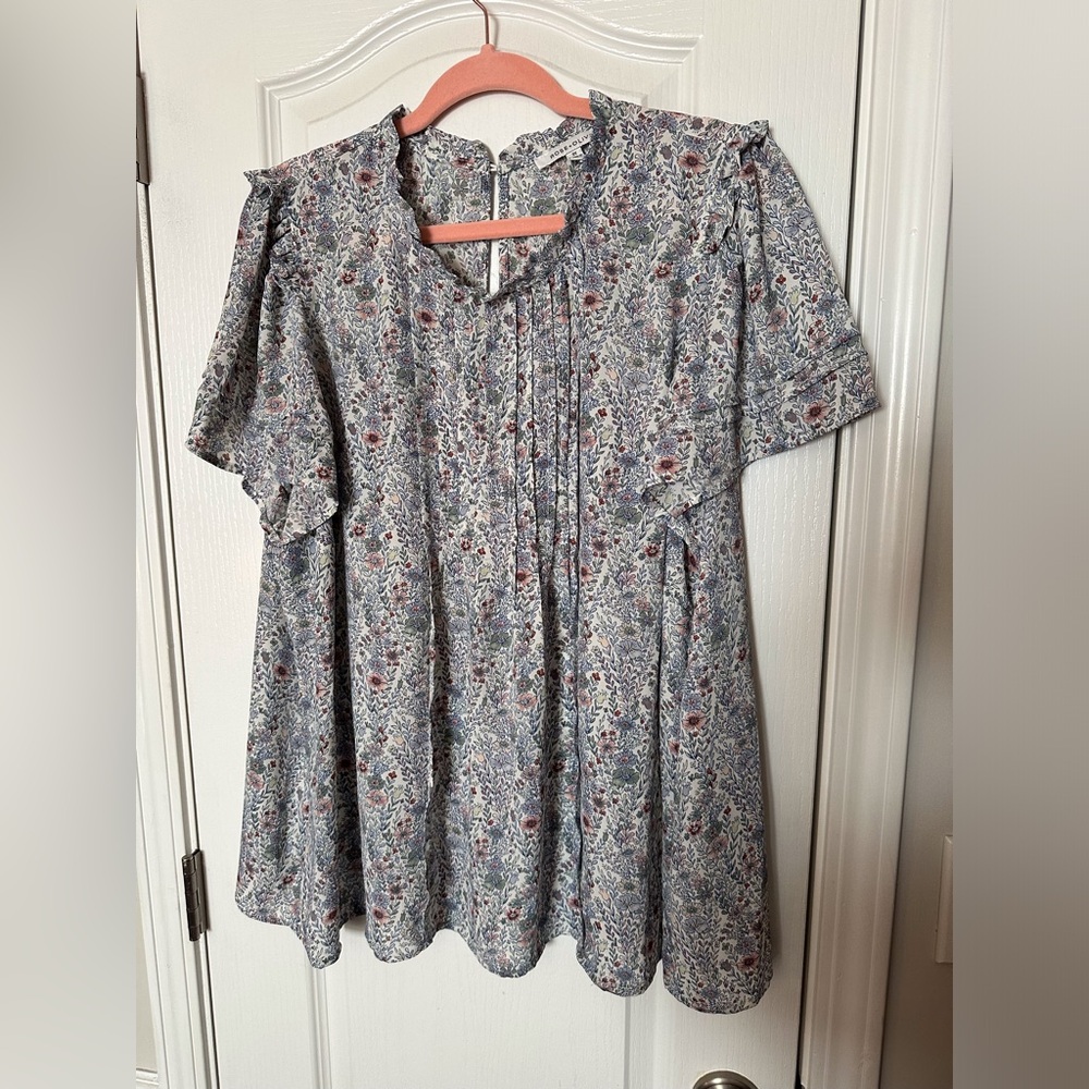 Rose + Olive SS Blue Print Blouse Sz 2X